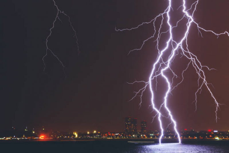 Empresa Que Faz Proteção contra Descarga Elétrica Guarulhos - Proteção contra Descargas Atmosféricas em Estruturas Edificadas