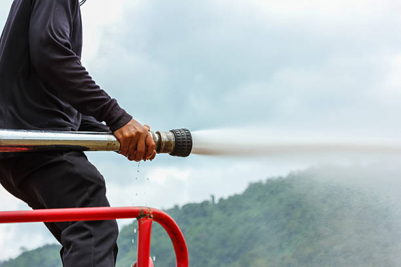 Nr 23 Curso Bairro do Limão - Treinamento de Prevenção e Combate a Incêndio Nr 23